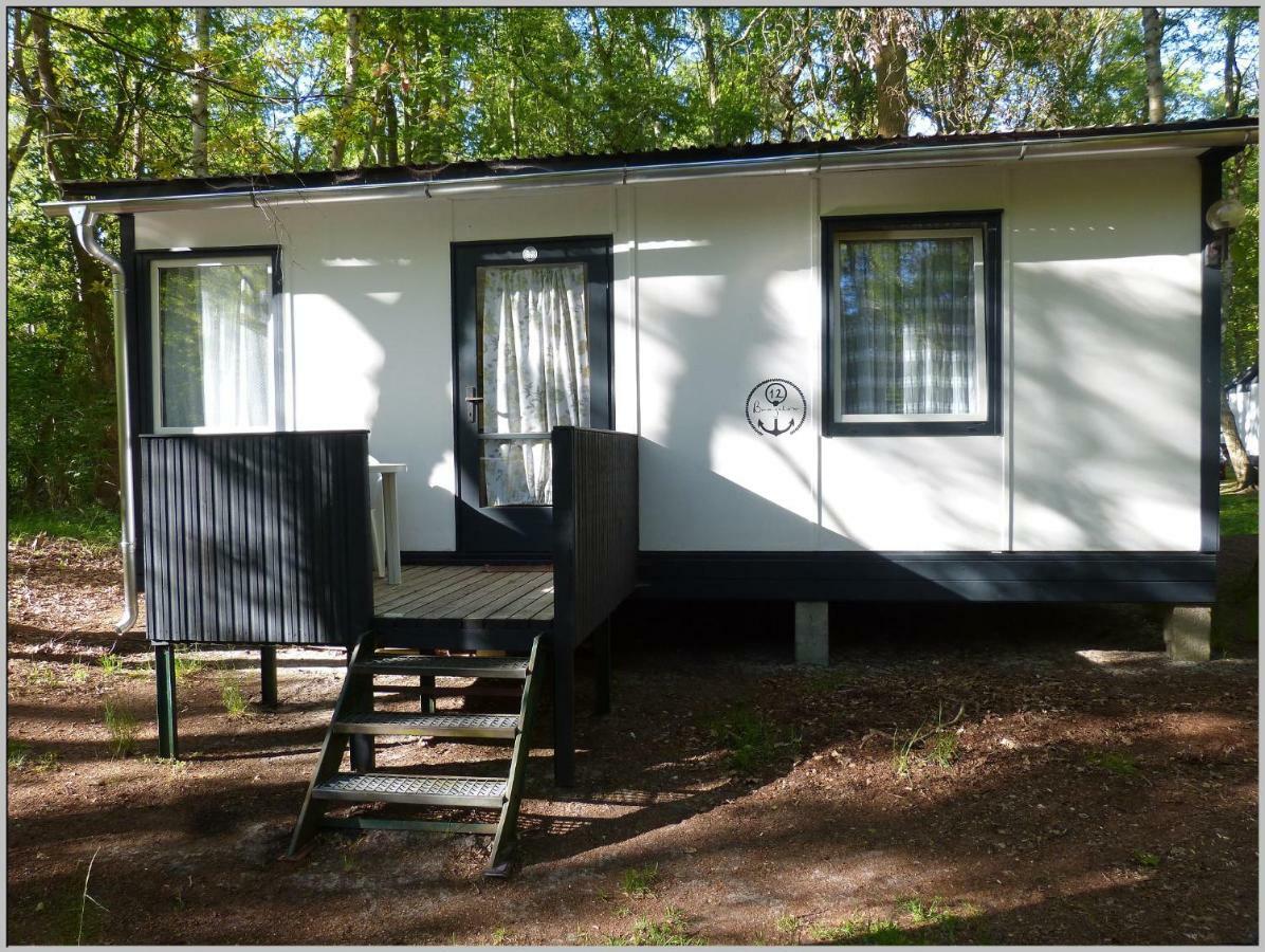 Ddr Bungalow Direkt Am Strand Auf Ruegen Dranske Esterno foto