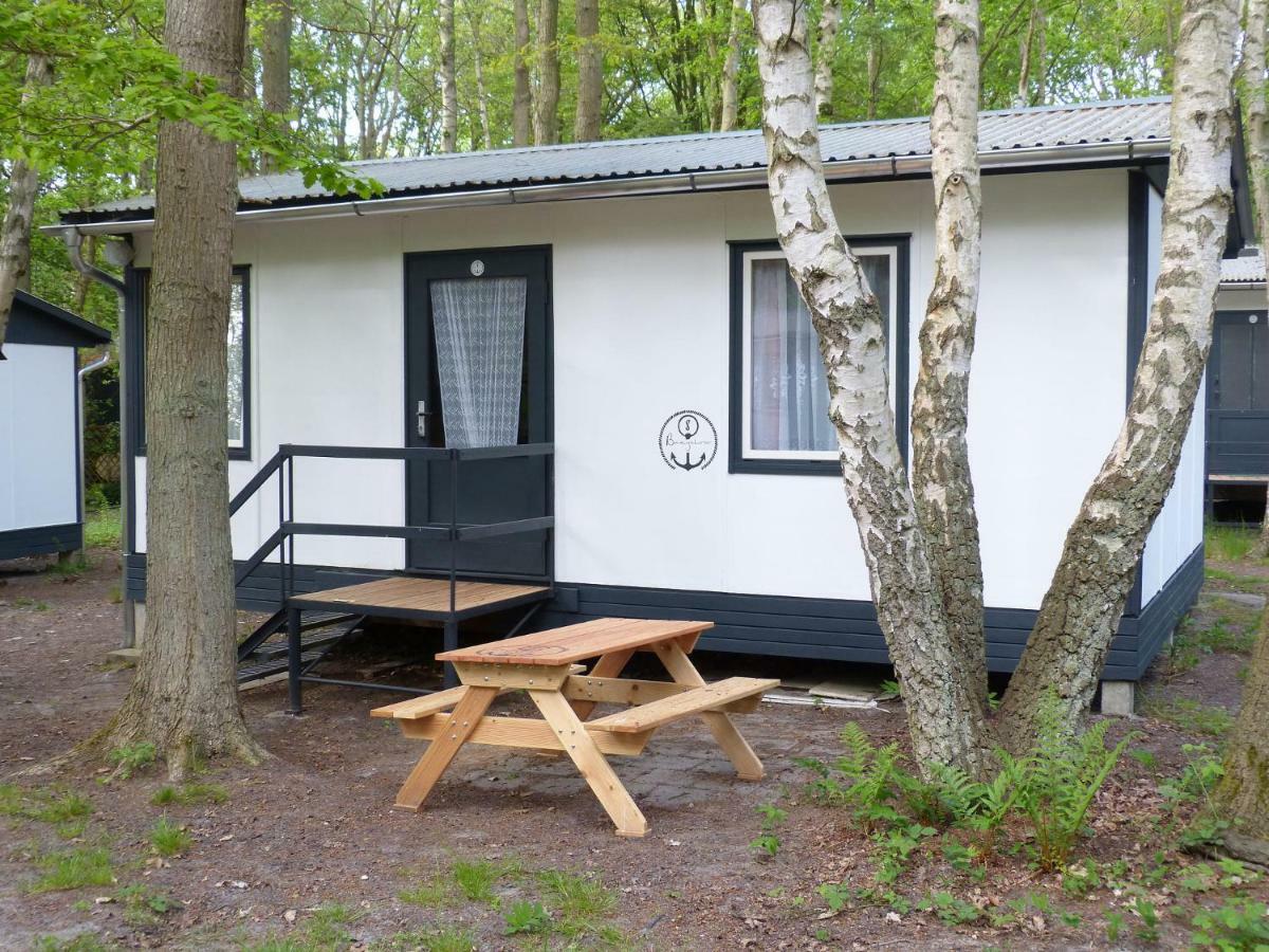 Ddr Bungalow Direkt Am Strand Auf Ruegen Dranske Esterno foto